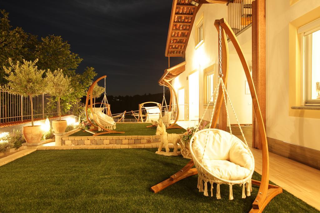 Wellness Suite Na' Canuna' Roddi Стая снимка