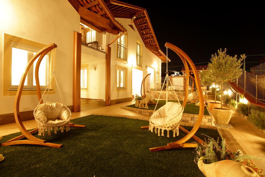 Wellness Suite Na' Canuna' Roddi Екстериор снимка